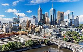 Quay West Suites Melbourne